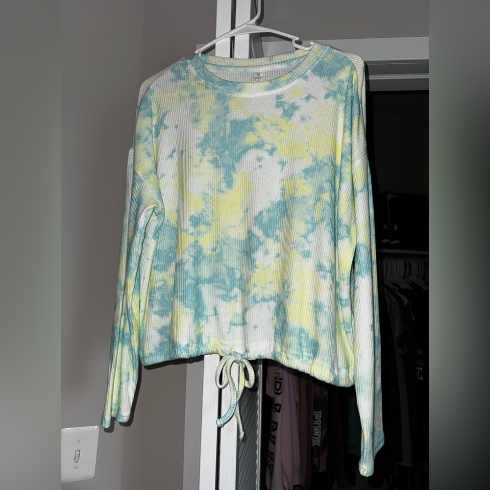 Women’s Long Sleeve Shirt